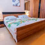 With Parking Space - 22557 Apartman *