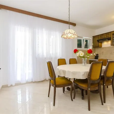 With Parking Space - 22557 Vodice