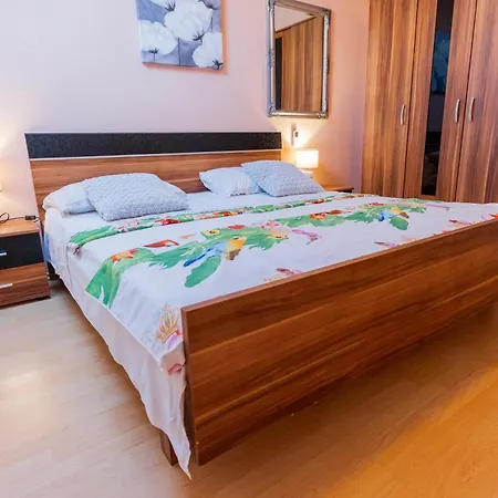 With Parking Space - 22557 Appartamento *