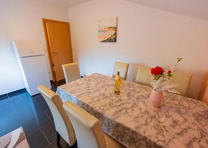 With Parking Space - 22557 Appartamento *