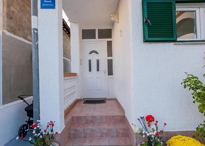 With Parking Space - 22557 * Vodice